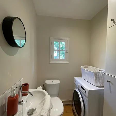 Dom wakacyjny La Sellerie Charmante Au Milieu D'une Ile *